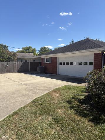 1921 Washington Street Columbus IN 47201