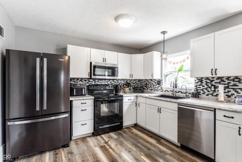 941 Pine Ridge Way Brownsburg IN 46112