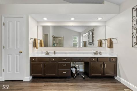 7039 Hartington Place Indianapolis IN 46259