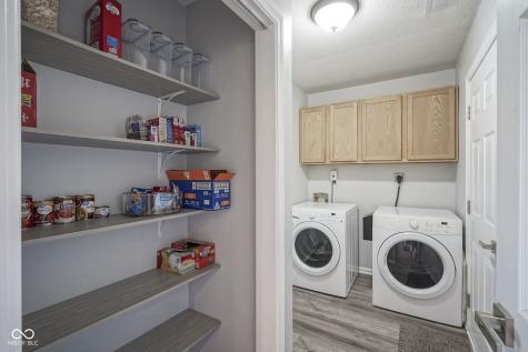 10212 Ironway Drive Indianapolis IN 46239