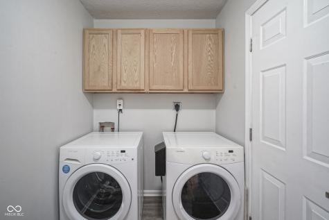 10212 Ironway Drive Indianapolis IN 46239