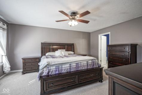 10212 Ironway Drive Indianapolis IN 46239