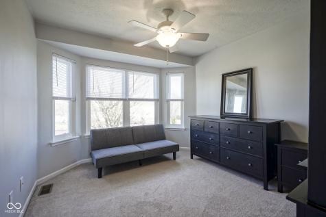 10212 Ironway Drive Indianapolis IN 46239