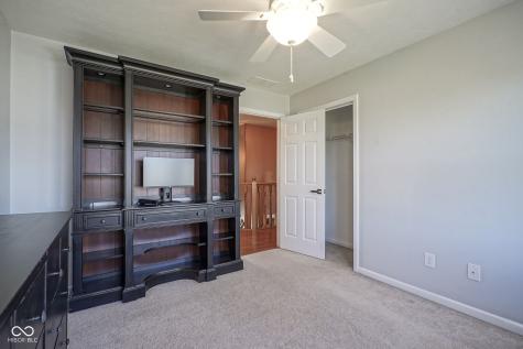 10212 Ironway Drive Indianapolis IN 46239