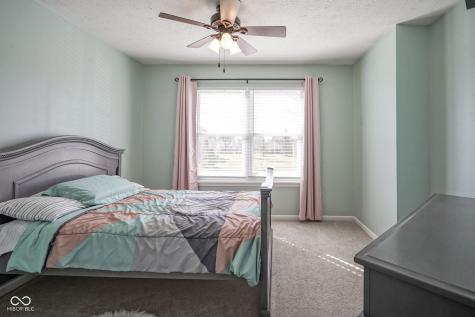 10212 Ironway Drive Indianapolis IN 46239