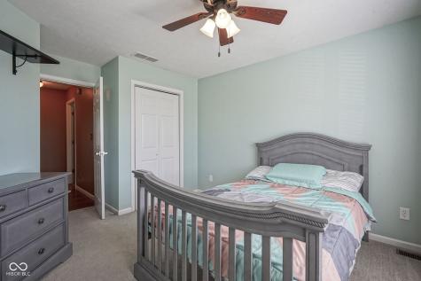 10212 Ironway Drive Indianapolis IN 46239