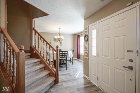 10212 Ironway Drive Indianapolis IN 46239