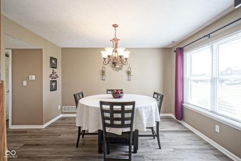 10212 Ironway Drive Indianapolis IN 46239