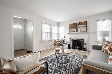 6107 Burlington Avenue Indianapolis IN 46220