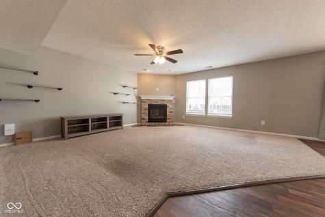 3244 Rolling Hill Drive Columbus IN 47201