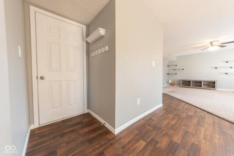 3244 Rolling Hill Drive Columbus IN 47201