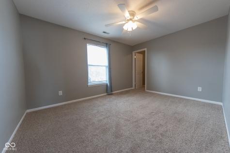 3244 Rolling Hill Drive Columbus IN 47201