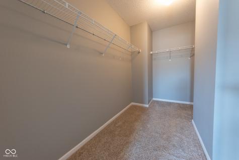 3244 Rolling Hill Drive Columbus IN 47201