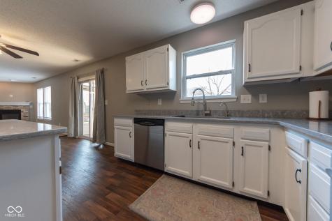 3244 Rolling Hill Drive Columbus IN 47201