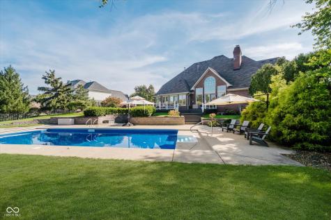 4904 Deer Ridge Drive S Carmel IN 46033