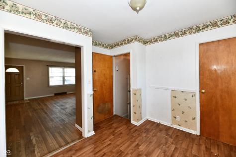 20 E North Street New Palestine IN 46163