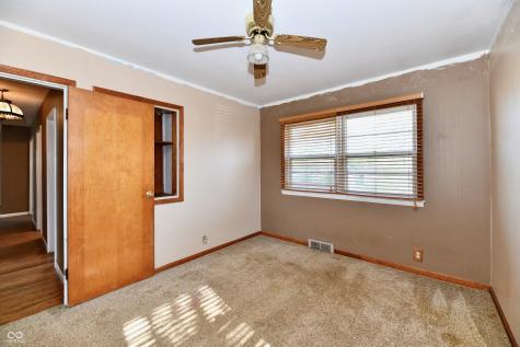 20 E North Street New Palestine IN 46163