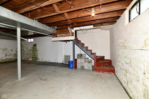 20 E North Street New Palestine IN 46163