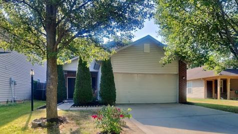 8235 Lake Tree Lane Indianapolis IN 46217