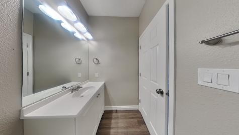 8235 Lake Tree Lane Indianapolis IN 46217