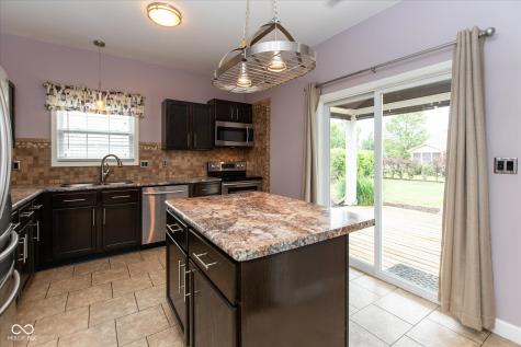 7121 Parklake Place Indianapolis IN 46217
