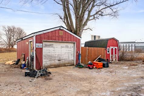 9443 N Michigan Road Fairland IN 46126