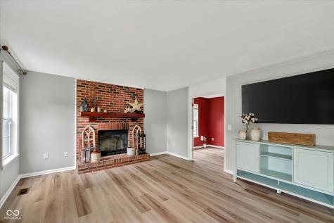 8365 Glen Highlands Drive Indianapolis IN 46236