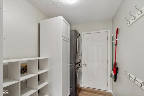 8365 Glen Highlands Drive Indianapolis IN 46236