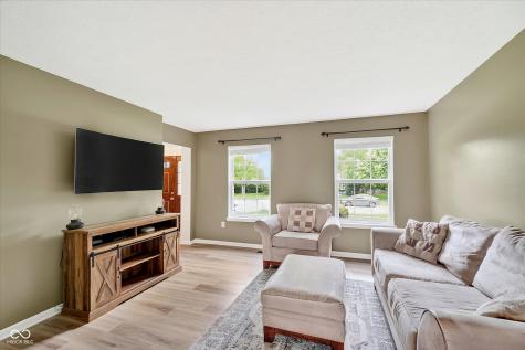 8365 Glen Highlands Drive Indianapolis IN 46236