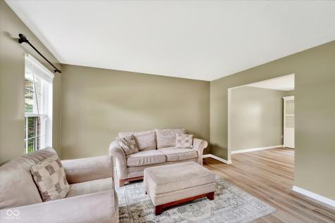 8365 Glen Highlands Drive Indianapolis IN 46236