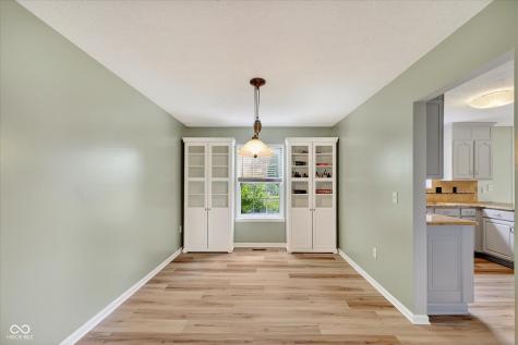 8365 Glen Highlands Drive Indianapolis IN 46236
