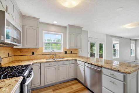 8365 Glen Highlands Drive Indianapolis IN 46236