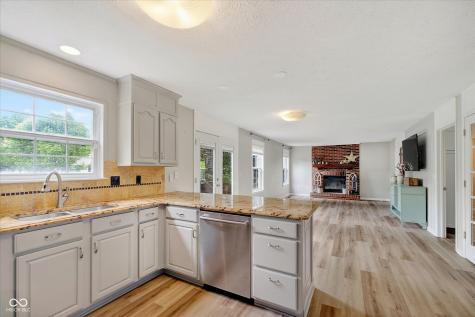 8365 Glen Highlands Drive Indianapolis IN 46236