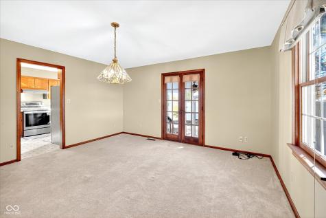 4551 N 225 E Whiteland IN 46184