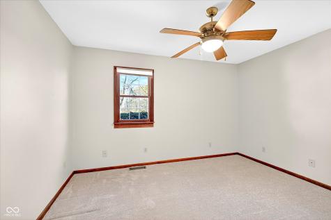 4551 N 225 E Whiteland IN 46184