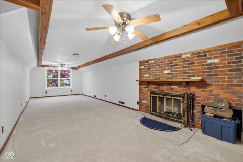 4551 N 225 E Whiteland IN 46184