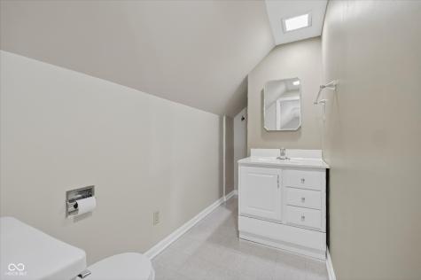 4551 N 225 E Whiteland IN 46184