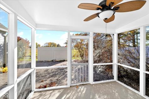 4551 N 225 E Whiteland IN 46184