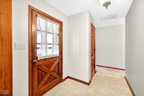 4551 N 225 E Whiteland IN 46184