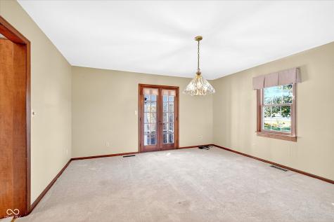 4551 N 225 E Whiteland IN 46184