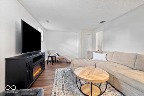 7 Sleepy Hollow Drive Westfield IN 46074