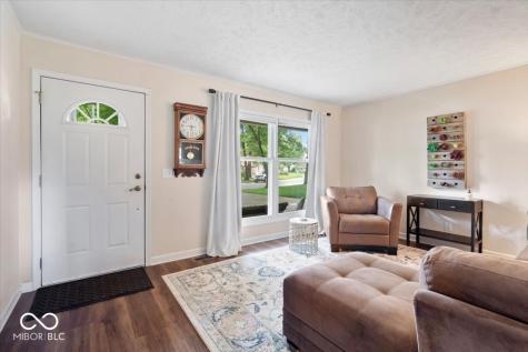 7 Sleepy Hollow Drive Westfield IN 46074