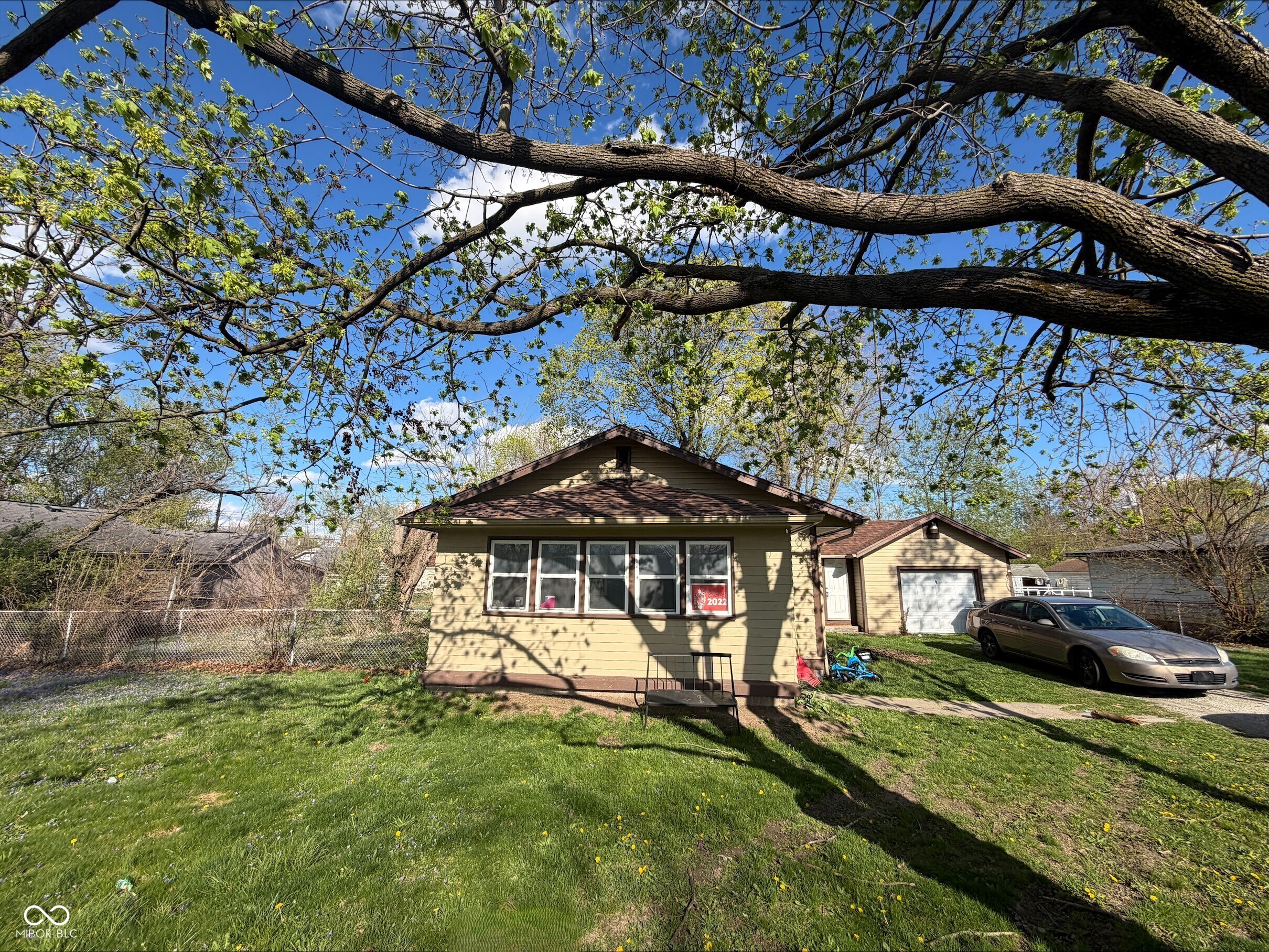 2145 N Leland Avenue Indianapolis IN 46218