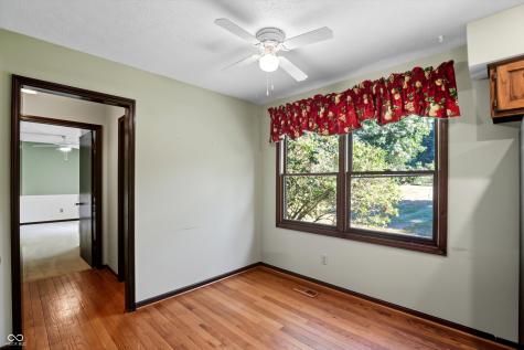 735 Sugarbush Drive Zionsville IN 46077