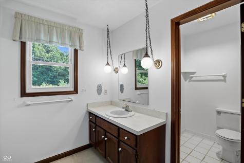 735 Sugarbush Drive Zionsville IN 46077