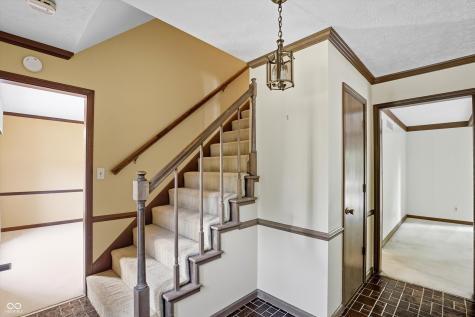 735 Sugarbush Drive Zionsville IN 46077