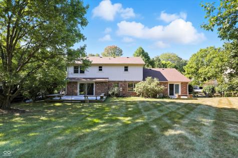 735 Sugarbush Drive Zionsville IN 46077