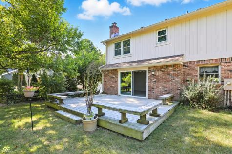 735 Sugarbush Drive Zionsville IN 46077