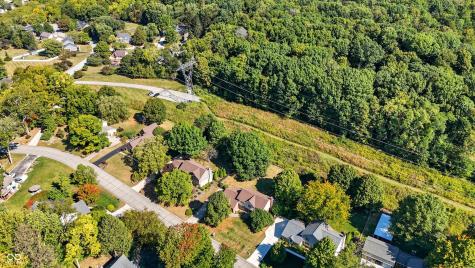 735 Sugarbush Drive Zionsville IN 46077