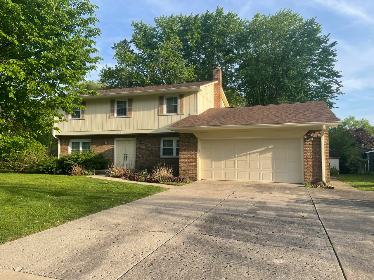 619 W Banta Road Indianapolis IN 46217
